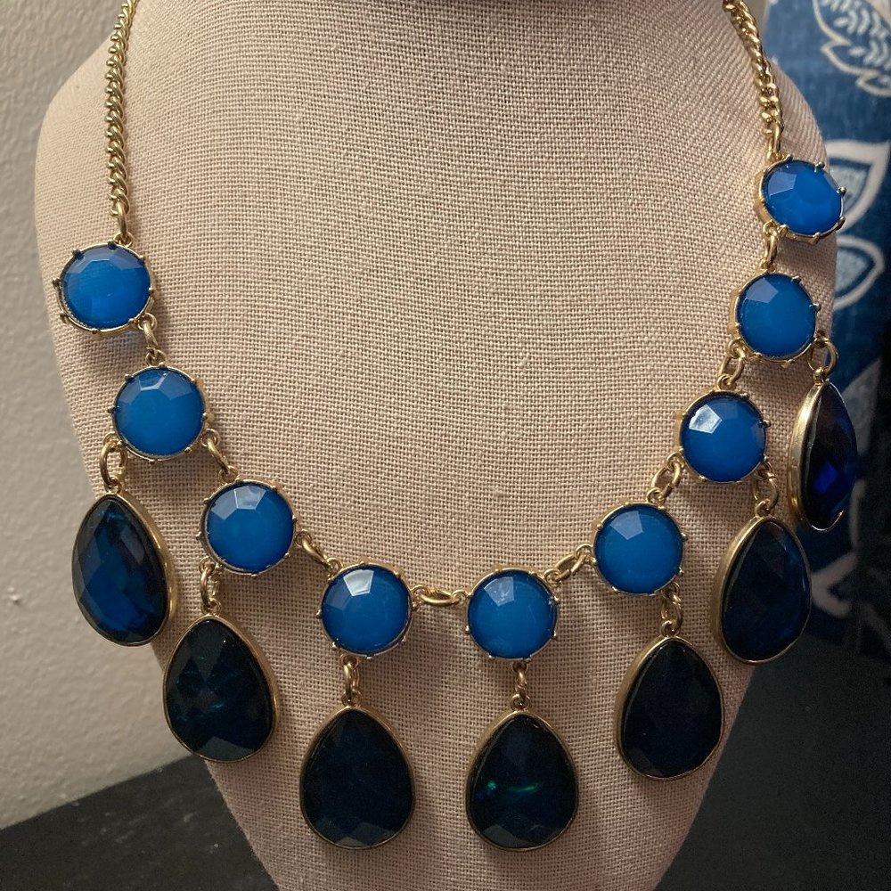 Charming Charlie's 16 in. (+3 in. ext.) statement type necklace